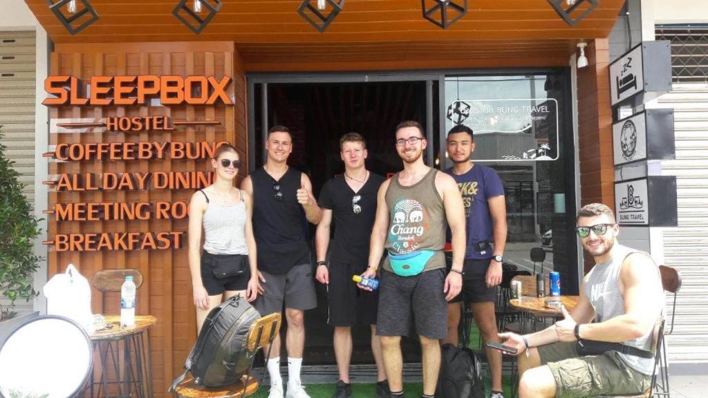 סוראט תאני Sleepbox Hostel Suratthani מראה חיצוני תמונה